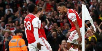 Έδρες «ξερές» και σε combo!