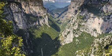 Eξόρμηση στο φαράγγι του Βίκου από την Ορειβατική Λέσχη Εορδαίας