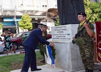 Θ. Καράογλου: “Η μικρασιατική καταστροφή αποτελεί την τραγικότερη στιγμή του ελληνισμού”