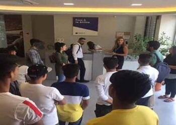 Επίσκεψη της Δομής Φιλοξενίας Ασυνόδευτων Ανηλίκων στη Σχολή Αεροπορικής Εκπαίδευσης Egnatia Aviation