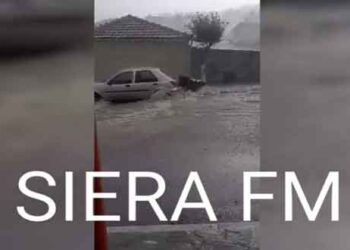 Σιάτιστα: Φοβερή καταιγίδα. Διέκοψε την κυκλοφορία, παρέσυρε κάδους. Βίντεο