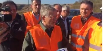 Γ. Θωμάς: “Τουλάχιστον έξι μονάδες σταδιακά μέχρι το τέλος της 10ετίας θα έπρεπε να είχαν κλείσει – Πάνω από 100 εκ. ευρώ πρέπει να αποδοθούν από το Τέλος στην τοπική κοινωνία