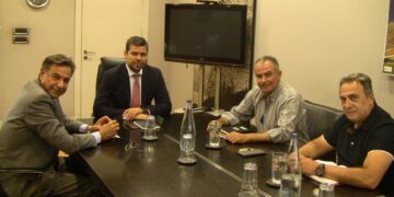 Η πρώτη συνάντηση της ΓΕΝΟΠ με το νέο Πρόεδρο της ΔΕΗ- Σε εξέλιξη η συζήτηση(φώτο)