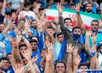 Το «μπλε κορίτσι» και η «μπλε ομάδα»