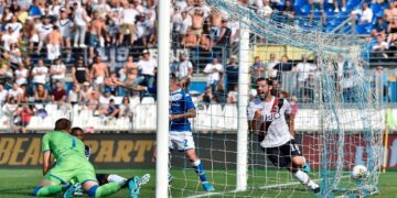 Στα δίχτυα η μπάλα για το 2.30