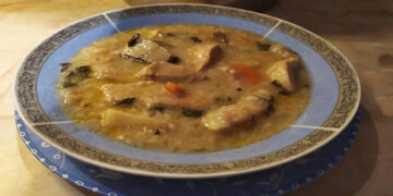 Μαγειρεύοντας με την Αρετή: Ψαρόσουπα με φιλέτα ψαριού