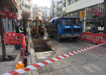 Πρωτοφανής βλάβη σε κεντρικό αγωγό τηλεθέρμανσης «πάγωσε» την Κοζάνη
