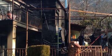 Βελβεντό: τεράστιες υλικές ζημιές σε σπίτι από φωτιά – Έκκληση για βοήθεια