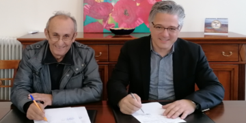 Υπογραφή σύμβασης για κατασκευή επιπλέον 7 παιδικών χαρών στο Δήμο Βοΐου