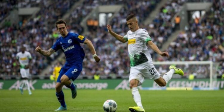 Επανέναρξη στην Μπουντεσλίγκα με ματσάρα