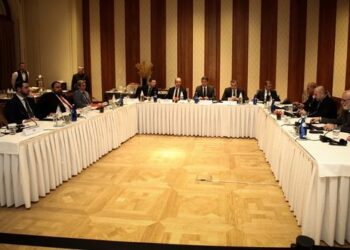 Η συνάντηση του Big-4: Νωρίτερα οι εκλογές, περισσότεροι ξένοι διαιτητές