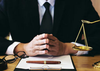 Πώς θα βρω τον σωστό δικηγόρο για την υπόθεση μου