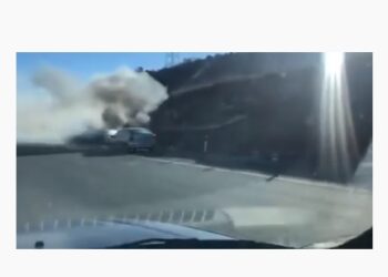 Διόδια Πολυμύλου-Εγνατία Οδός: ΙΧ Αυτοκίνητο πήρε φωτιά (video αναγνώστη)