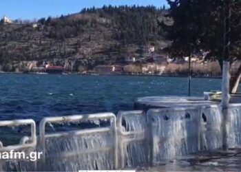 Η παγωμένη αλλά πανέμορφη Καστοριά  (video)