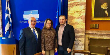 Μιχάλης Παπαδόπουλος: Συνάντηση με τον αντιπεριφερειάρχη Ηλία Τοπαλίδη στη Βουλή για θέματα της Π.Ε. Κοζάνης