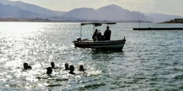 Ο αγιασμός των υδάτων στη Λίμνη Πολυφύτου