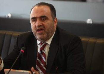 Ο Μανώλης Σφακιανάκης στην Πτολεμαΐδα, στις 3 Φεβρουαρίου 2020 σε ομιλία για την ασφάλεια στο διαδίκτυο