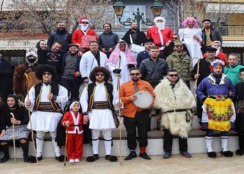 Τα Λουγκατσάρια Αιανής στην πλατεία της Κοζάνης