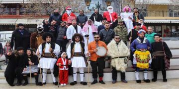 Τα Λουγκατσάρια Αιανής στην πλατεία της Κοζάνης