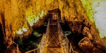 Δείτε ποιες ημερομηνίες θα μείνει κλειστό το Σπήλαιο του Δράκου στη Καστοριά