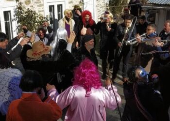 Το έθιμο του “Αϊ Βασίλη” στη Βλάστη