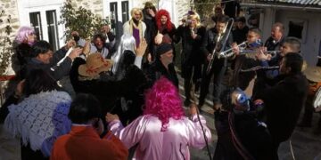 Το έθιμο του “Αϊ Βασίλη” στη Βλάστη