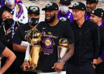 Λέικερς: Πρωταθλητές στη μνήμη του Κόμπι!