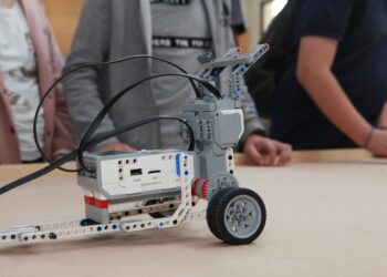 Η   ΑΜΚΕ Σιαμπανόπουλος, ο Κοζανίτης ξεκινά Νέα Τμήματα  Ρομποτικής  20 Ωρών σε ΡΟΜΠΟΤ WeDo και Εv3