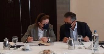 Η Υπουργός Πολιτισμού, Λίνα Μενδώνη, στη Δυτική Μακεδονία- Πολύωρη σύσκεψη στην Καστοριά με στελέχη των Εφορειών Αρχαιοτήτων- Η προτροπή της για το Μουσείο της Αιανής