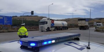 Χαρδαλιάς για lockdown στην ΠΕ Κοζάνης: Τι θα ισχύσει με τις μετακινήσεις εργαζομένων σε άλλους νομούς, φοιτητών και όσων πρέπει να ταξιδέψουν στον τόπο μόνιμης κατοικίας τους (VIDEO)