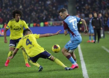 23 χρόνια χωρίς διπλό η μεν, αήττητη επτά χρόνια η δε