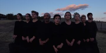 Η Εφορεία Αρχαιοτήτων Κοζάνης παρουσιάζει τη παράσταση «Επέκεινα. Ο μύθος της Περσεφόνης» Το ταξίδι στην απέναντι όχθη.