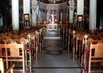 Κορωνοϊός – Ιερέας αρνητής μάσκας στη Θεσσαλονίκη: «Δεν την επιτρέπω στην εκκλησία – Είναι εμπαιγμός στο Άγιο Πνεύμα»