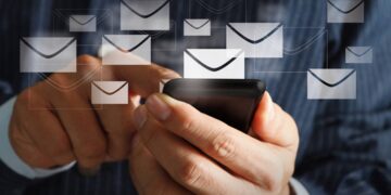 Προσοχή! Τι να κάνετε αν λάβετε από το email από “γνωστή εταιρεία” courrier – Οδηγίες από την ΕΛΑΣ