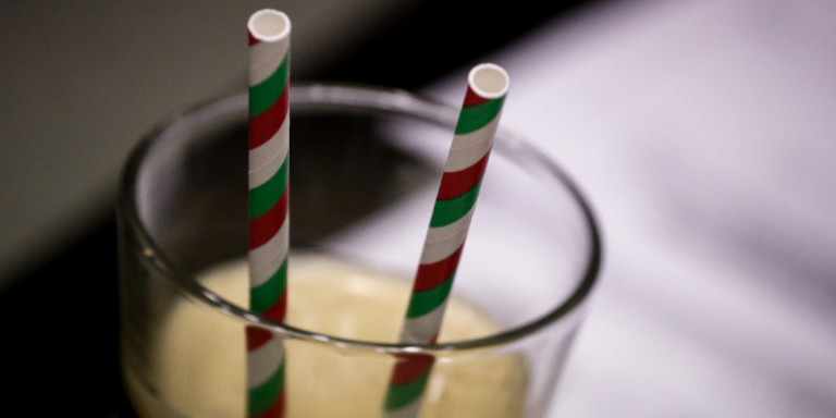 Τα 10 πλαστικά μιας χρήσης που θα απαγορεύονται από τον Ιούλιο [λίστα]