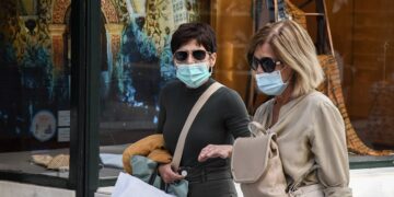 Αυτά είναι τα μέτρα που εισηγείται η επιτροπή εμπειρογνωμόνων μετά τα τοπικά lockdown