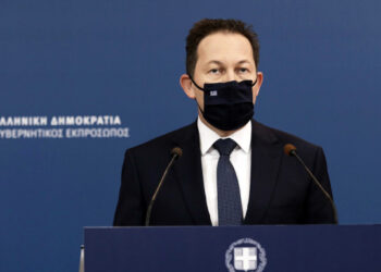 Πέτσας για κορωνοϊό: Παραδειγματική τιμωρία όσων παραβιάζουν τα μέτρα