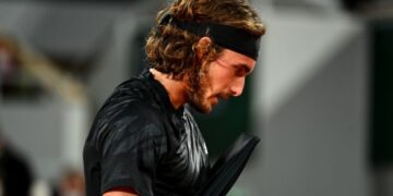 Τζόκοβιτς – Τσιτσιπάς 3-2: Ηρωική προσπάθεια, αλλά αποκλεισμός για τον Έλληνα πρωταθλητή