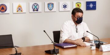 Χαρδαλιάς: Γιατί μπήκε σε LOCKDOWN η ΠΕ Κοζάνης: “Ξεπεράστηκε το όριο των θετικών κρουσμάτων που θέσπισε η ΕΕ – Συνεχής αυξητική τάση-Διασπορά δείχνει η ιχνηλάτηση” – Πόσοι έλεγχοι έγιναν από τον ΕΟΔΥ (VIDEO)