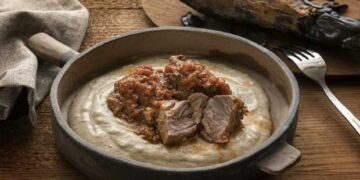 Χουνκιάρ μπεγεντί στη γάστρα