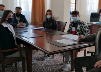 Συνάντηση του Δήμαρχου Βοΐου με εκπροσώπους της μαθητικής κοινότητας