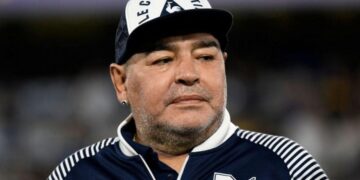 Εκτάκτως στο νοσοκομείο ο Μαραντόνα