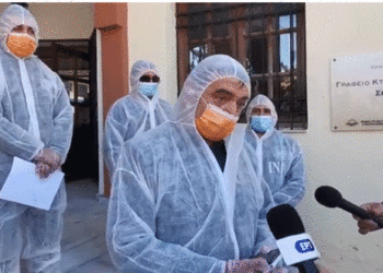 Η διαδικασία rapid test στους εκτροφείς γουνοφόρων στη Σιατιστα (βίντεο)