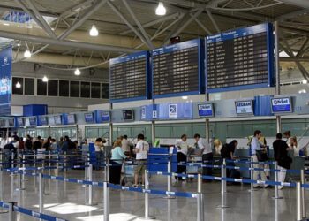 Μέτρα για τον κορωνοϊό: Κανονικά οι πτήσεις από το εξωτερικό