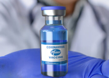 Pfizer και BioNTech καταθέτουν σήμερα αίτημα για επείγουσα αδειοδότηση για το εμβόλιο του κορωνοϊού