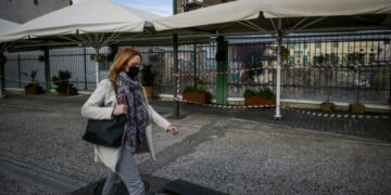 Κορωνοϊός -Βατόπουλος: Πιθανή άρση lockdown σε διαφορετικές ημερομηνίες από περιοχή σε περιοχή