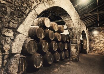 Χορήγηση βεβαιώσεων για την έκδοση αδειών απόσταξης μικρών αποσταγματοποιών (διημέρων) περιόδου 2020-2021  για την Περιφερειακή Ενότητα Κοζάνης