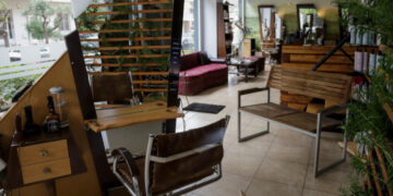 Νέα μέτρα για τον κορωνοϊό: Πώς θα λειτουργούν πλέον τα κομμωτήρια