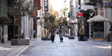 Κορωνοϊός: Πυρετός συσκέψεων για τον οδικό χάρτη προς τα Χριστούγεννα μετά την παράταση του lockdown