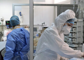 Κορωνοϊός: Οι πρώτοι ιδιώτες γιατροί στα νοσοκομεία της Θεσσαλονίκης